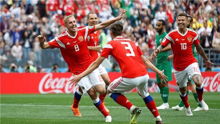 世界杯足球冠军历史比分_足球比分世界纪录的全场比赛_足球比分历史数据