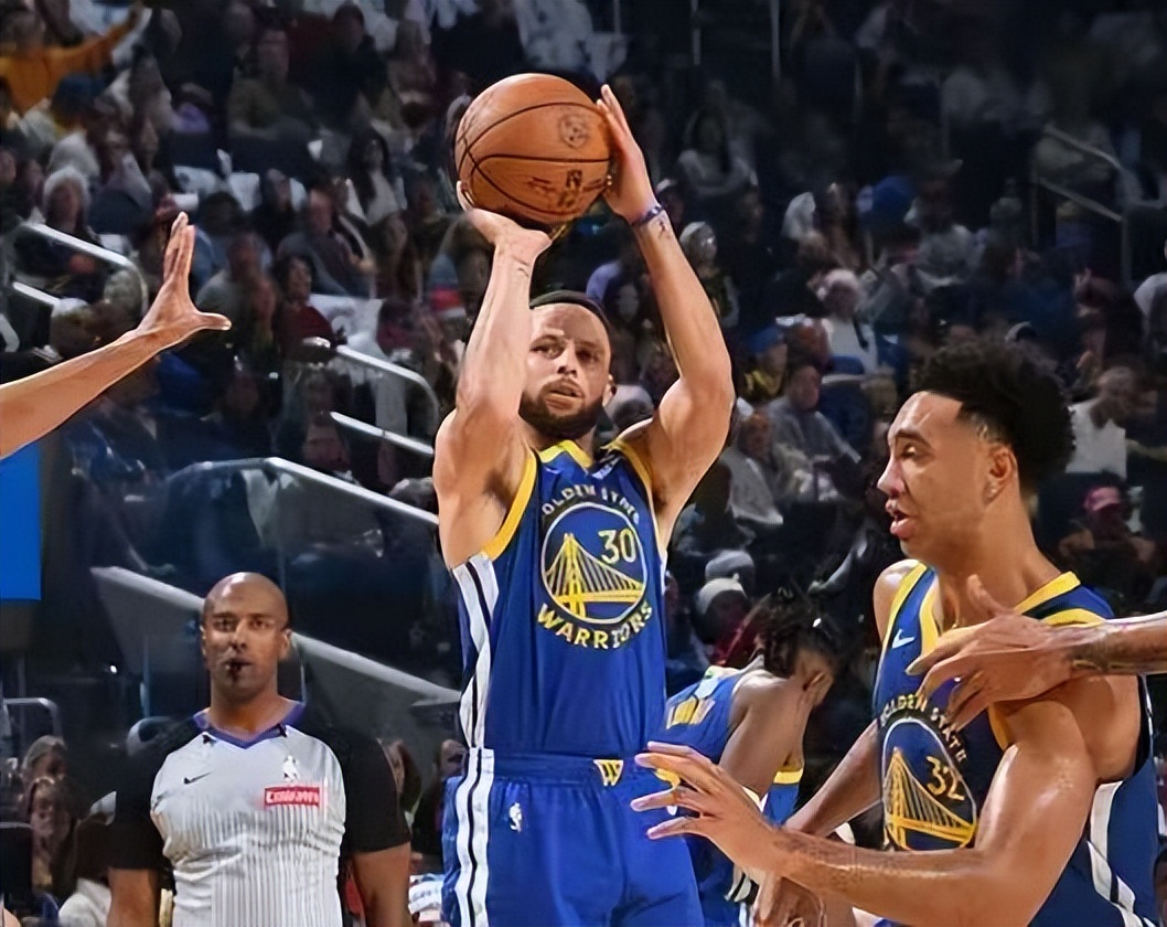 打篮球拿的冠军叫什么_篮球冠军是谁的短视频_篮球冠军叫什么