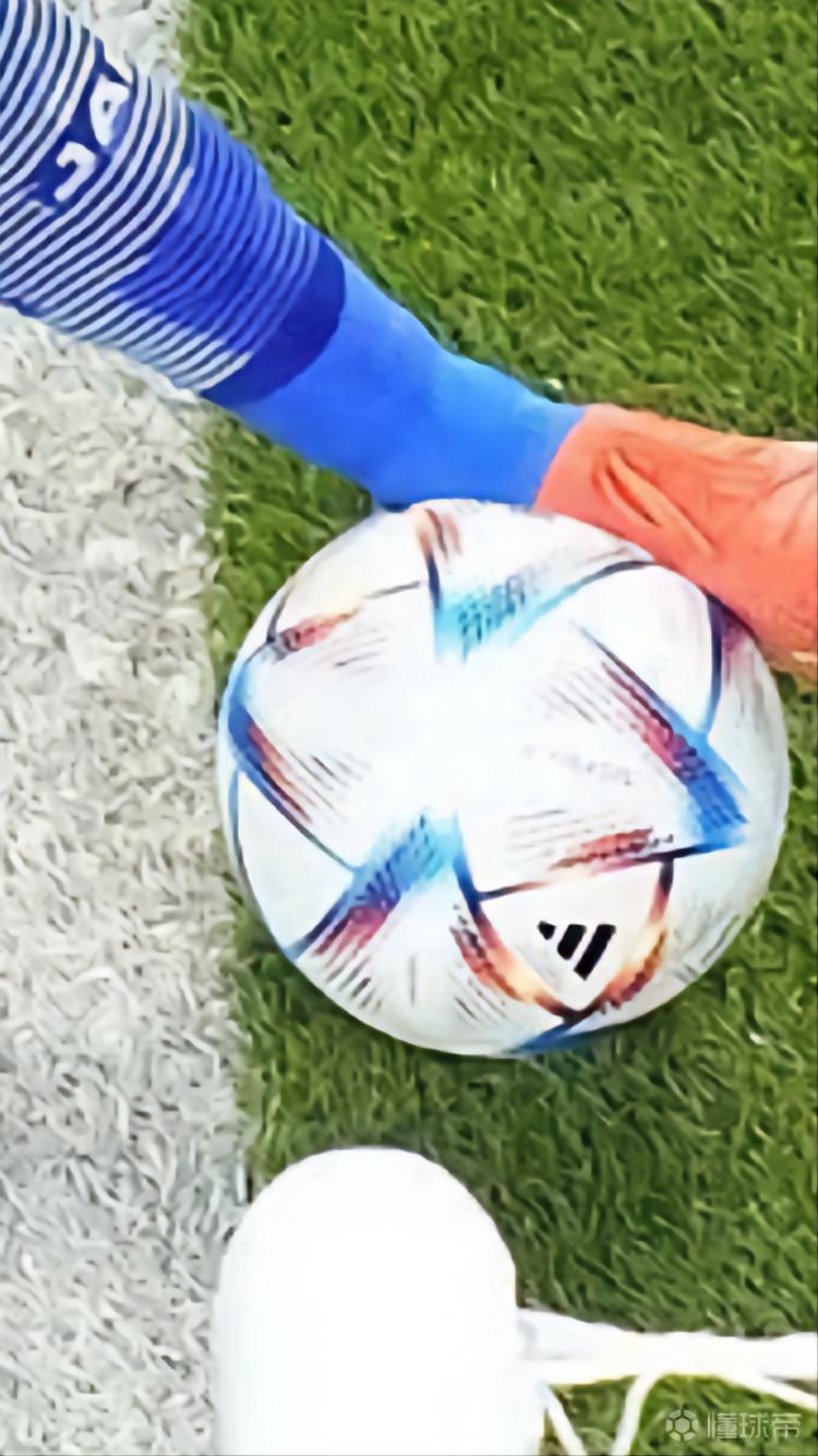 足球入球数怎么玩_日本足球出界入球规则是什么_日本足球出局