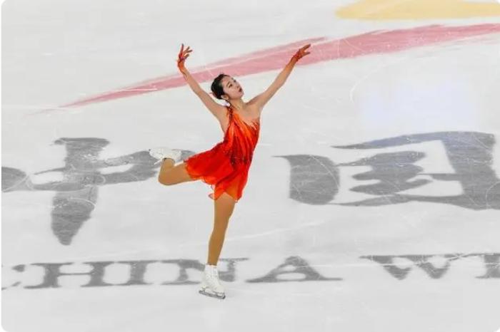 2021足球比赛直播在哪看_中八足球冠军赛直播在哪看_2020足球直播赛事在哪看