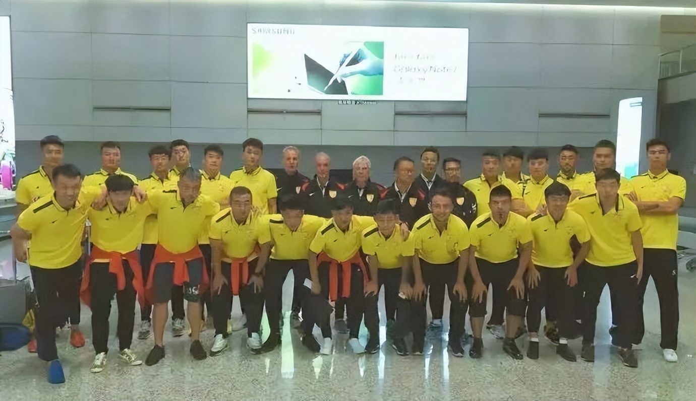 篮球济南联赛青岛冠军是谁_济南青岛篮球联赛冠军_篮球济南联赛青岛冠军名单