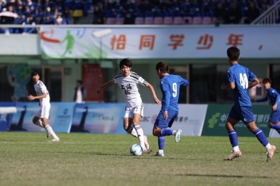 全国足球运动会冠军_全国足球冠军是谁_足球冠军运动全国会员多少钱