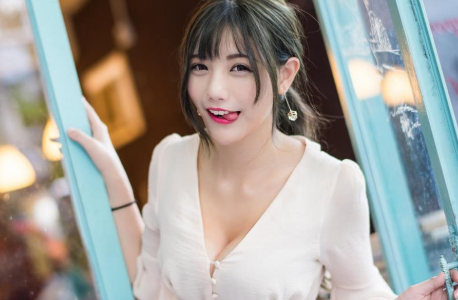 女生说早下班了怎么回复？十个幽默高情商回复技巧分享