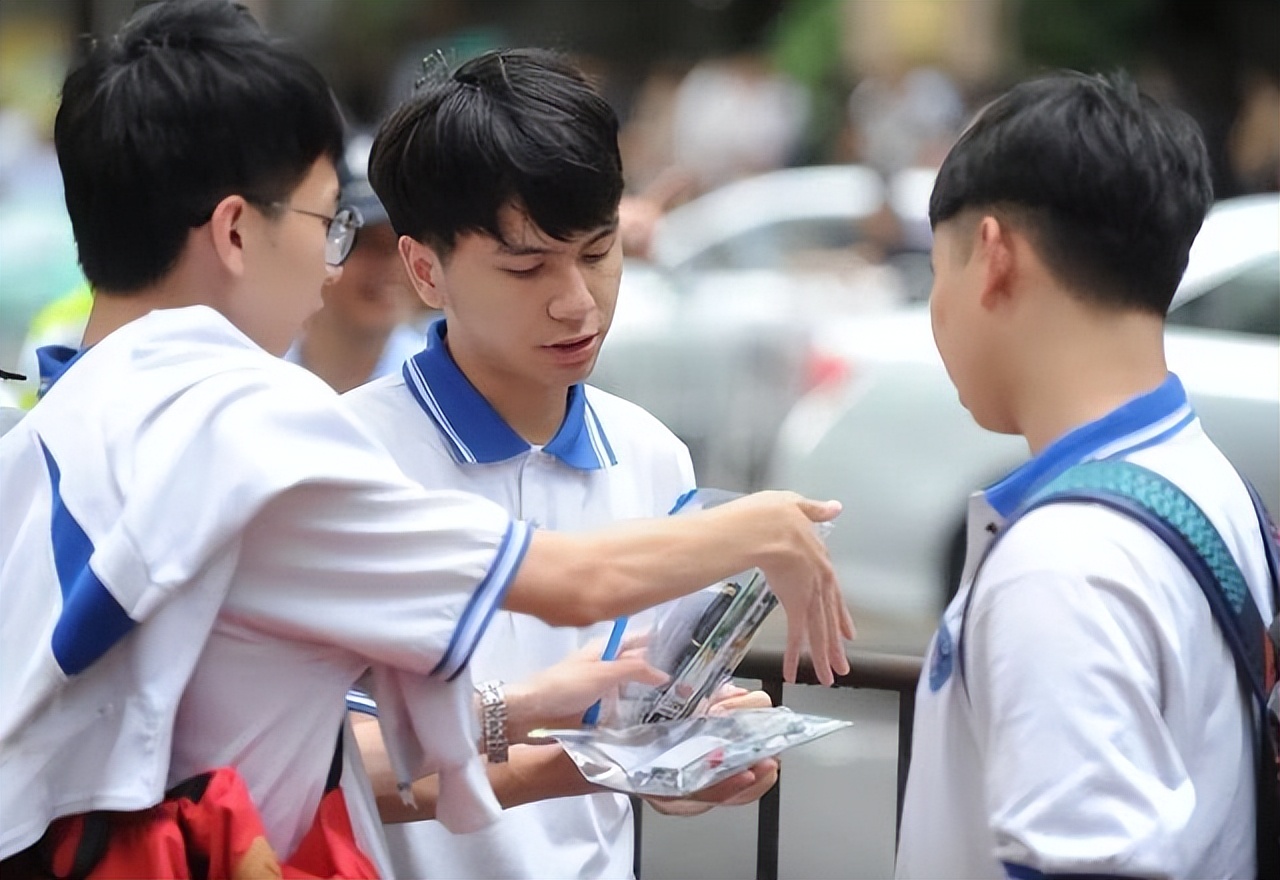 小富家庭标准_富家生活小说_小富家庭生活日常