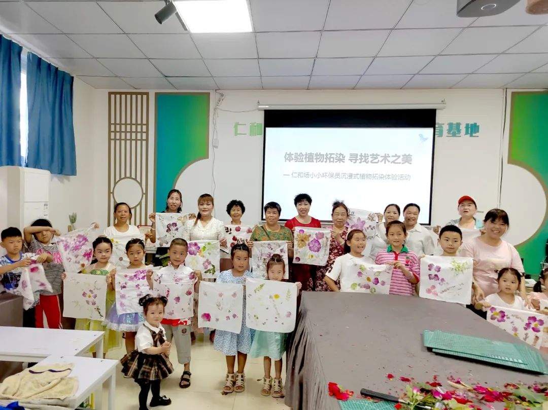 童年粘贴画_童年趣味生活贴纸怎么画_趣味童年贴纸画生活图片