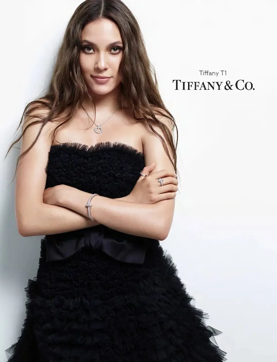 举重运动员街头卖艺_举重冠军流落街头_前举重冠军街头卖艺