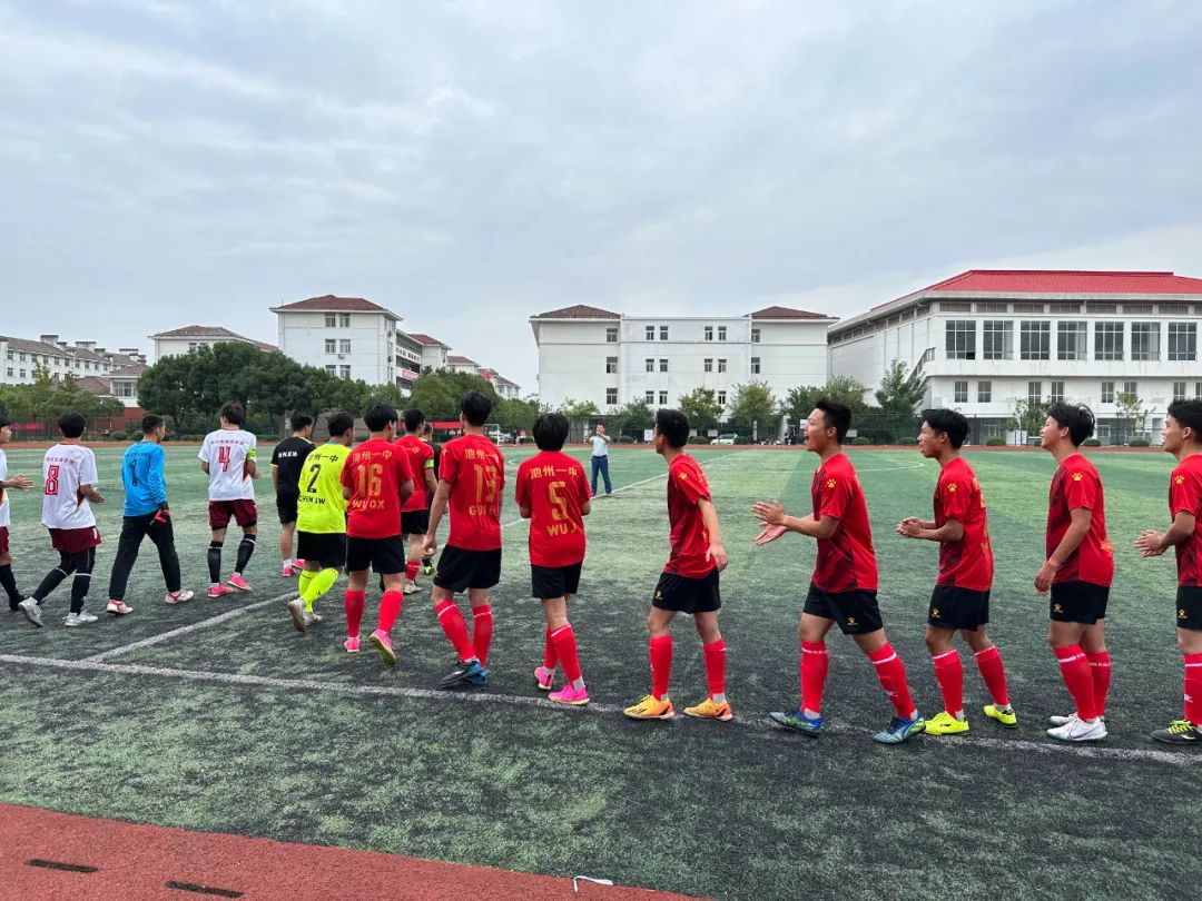 校园足球冠军奖杯_足球校园冠军奖杯图片_校园足球联赛冠军