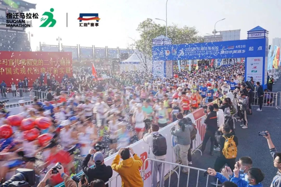 马拉松水站间隔多少_马拉松提供水的地方叫什么_马拉松 水站