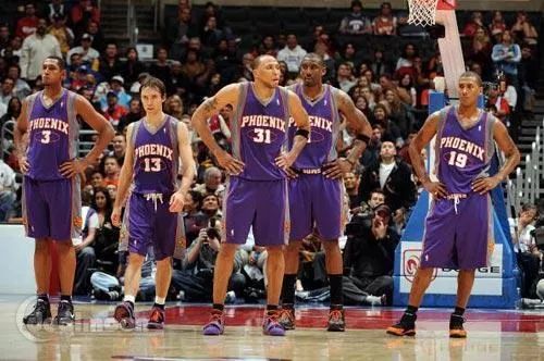 nba阵容最豪华的球队_nba历史最豪华球队_篮球历史豪华阵容排名最新