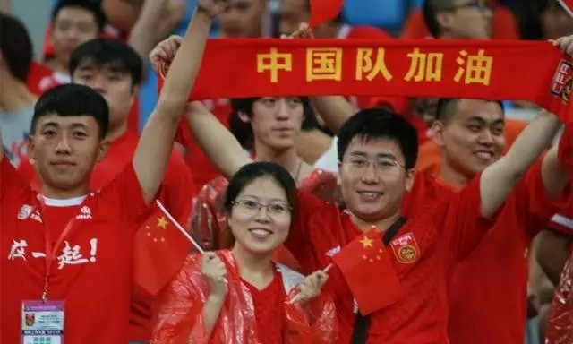 足球冠军有哪些人中国_中国世界足球获得几个冠军_足球比赛世界冠军
