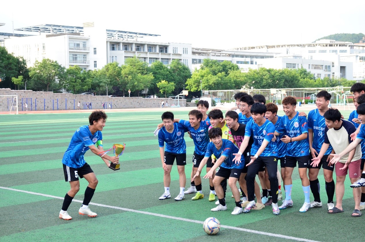 足球杯中国_中科大足球冠军杯赛_中科杯是什么比赛