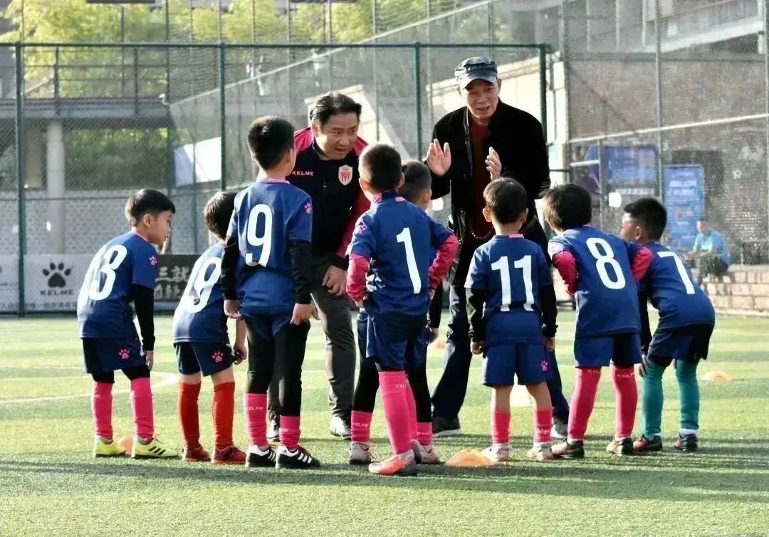 成都市足球比赛_成都市足球锦标赛_成都社区足球比赛规则